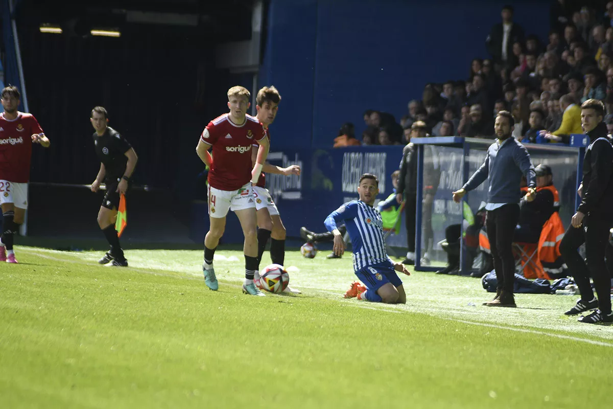 Álbum de fotos del partido entre la Ponferradina y Nàstic de Tarragona en El Toralín (1)