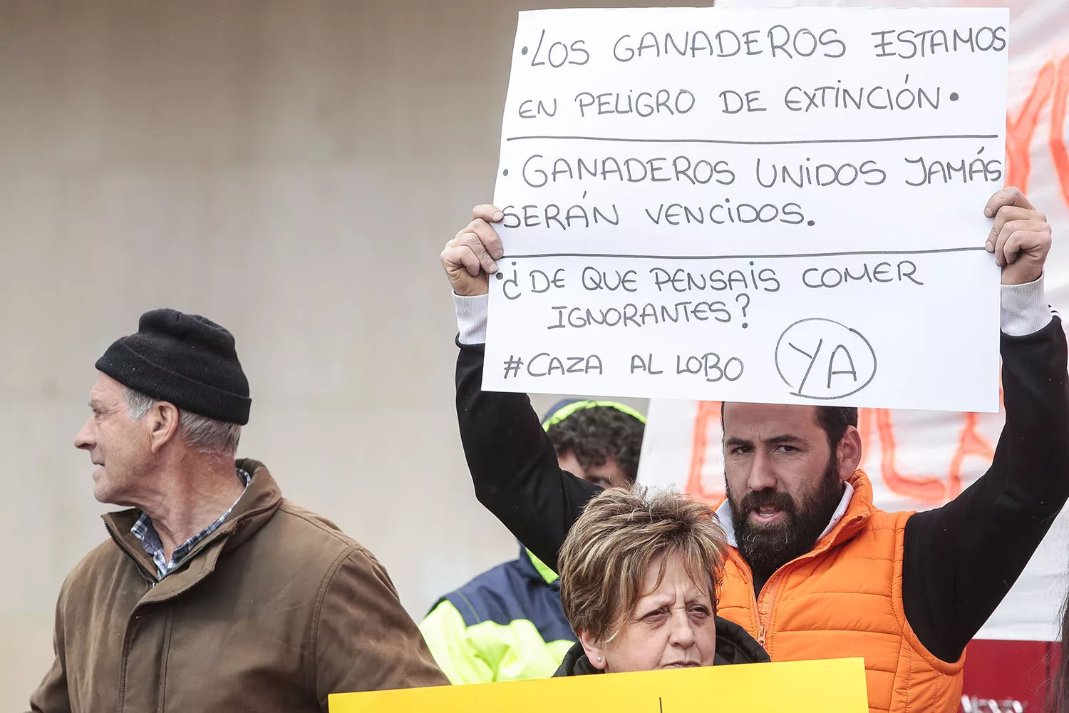 Campillo, ICAL. Movilización convocada a iniciativa de un grupo de ganaderos locales de Riaño (León) para protestar contra la protección del lobo