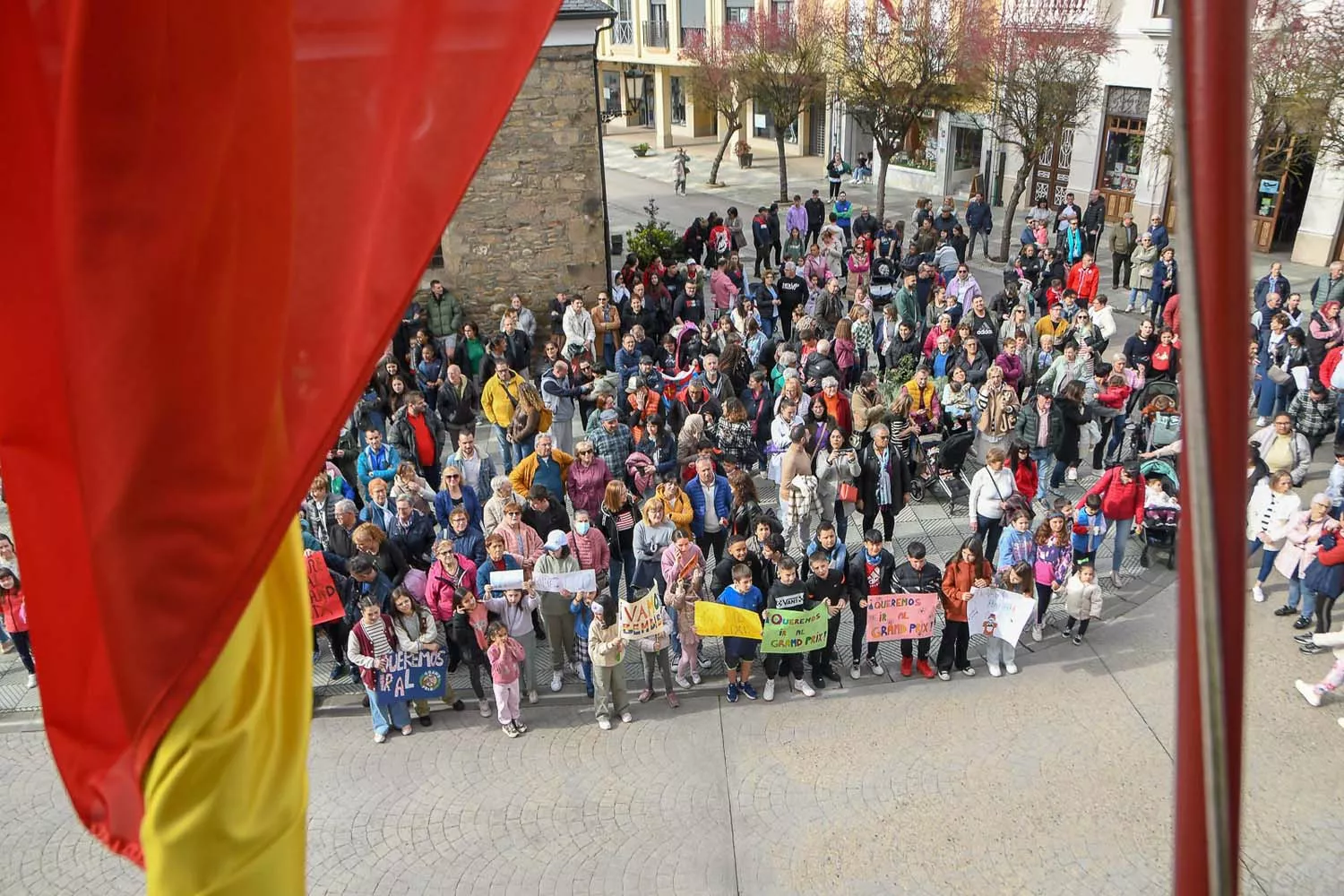 Bembibre graba el vídeo con el que espera ir al Grand Prix (10)