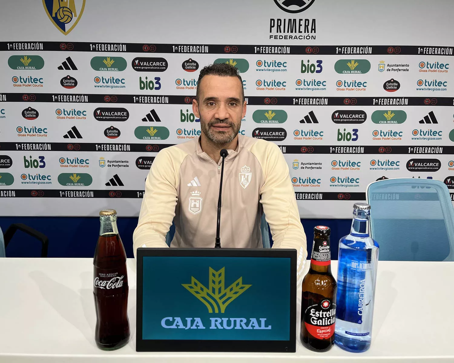 Juanfran García, entrenador de la Ponferadina