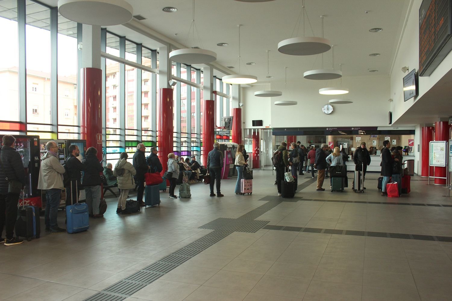 Primer viaje de la nueva línea de AVE León-Valencia Primer viaje de la nueva línea de AVE León-Valencia