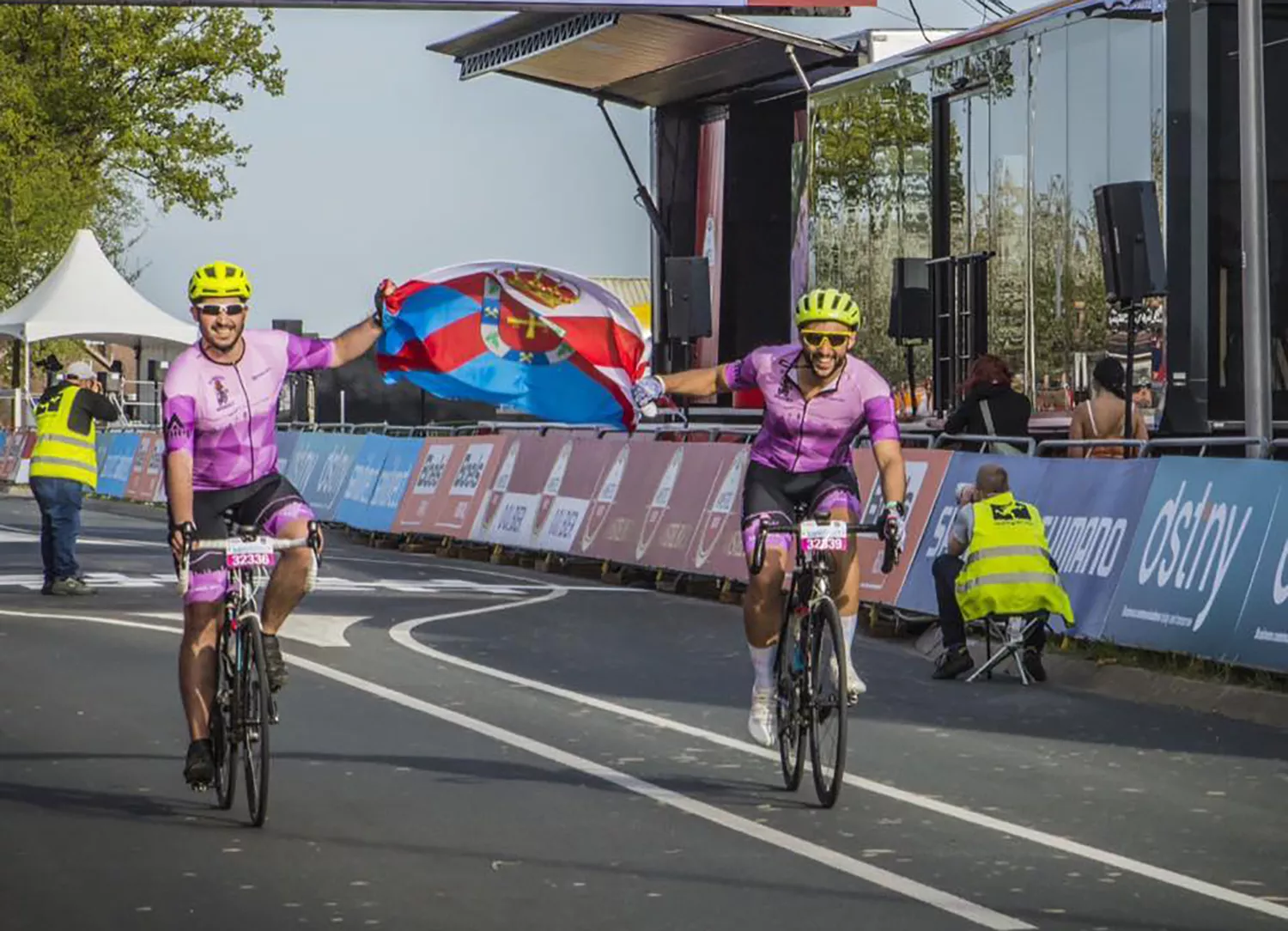 El Bierzo puso su nota agradable en la carrera ciclista Amstel Gold Race