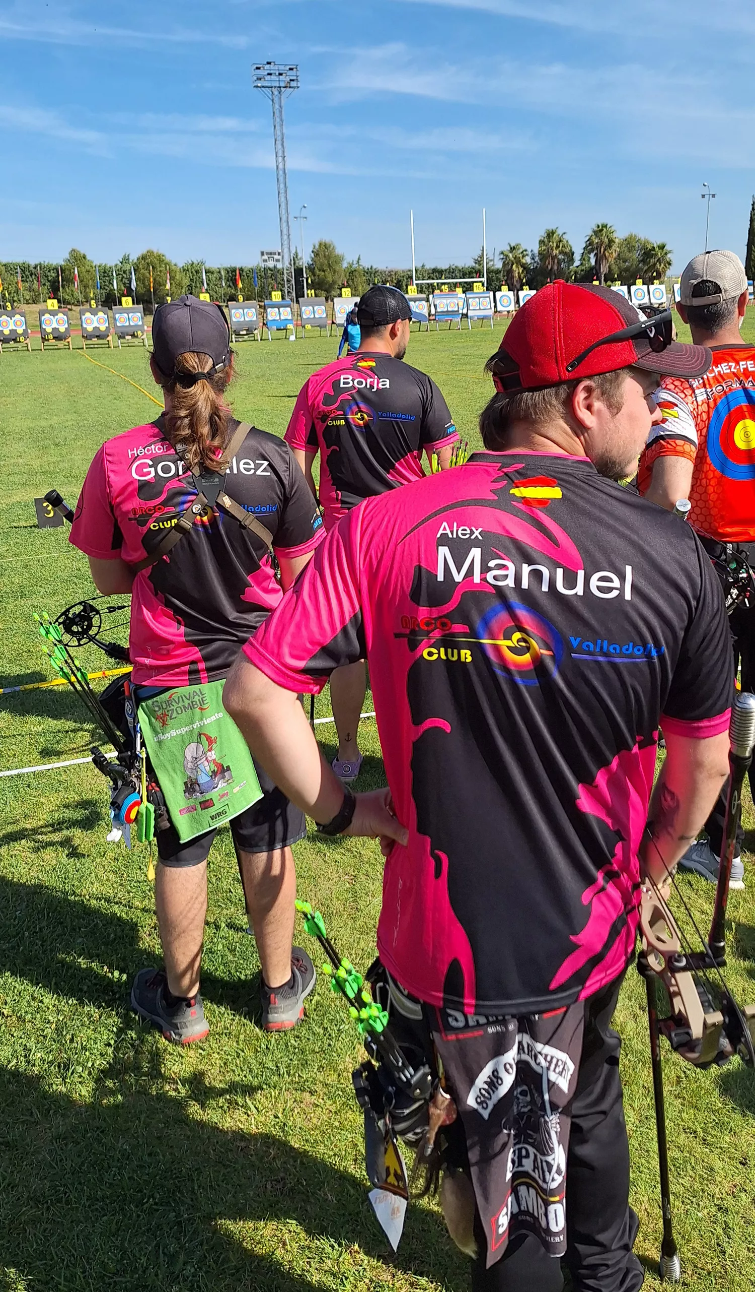 Alex y Héctor González Alex y Héctor González