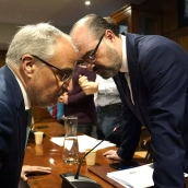 César Sánchez, ICAL. Pleno extraordinario del Ayuntamiento de Ponferrada para debatir las alegaciones presentadas al presupuesto de 2024 y proceder a su aprobación definitiva. Olegario Ramón y Marco Morala en la foto