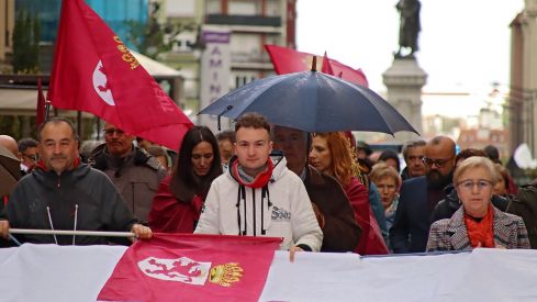El III Caminu la Llibertá escenificará el 23 de abril la liberación de León “de las Garras de Mordor” y quemará un castillo