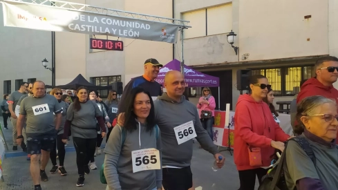 Ponferrada 'calienta zapatilla' para celebrar el Día de Castilla y León Ponferrada 'calienta zapatilla' para celebrar el Día de Castilla y León