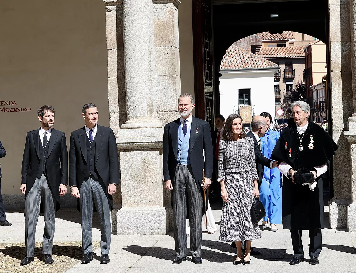 Los reyes entregan el Premio Cervantes 2023 a Luis Mateo Díez