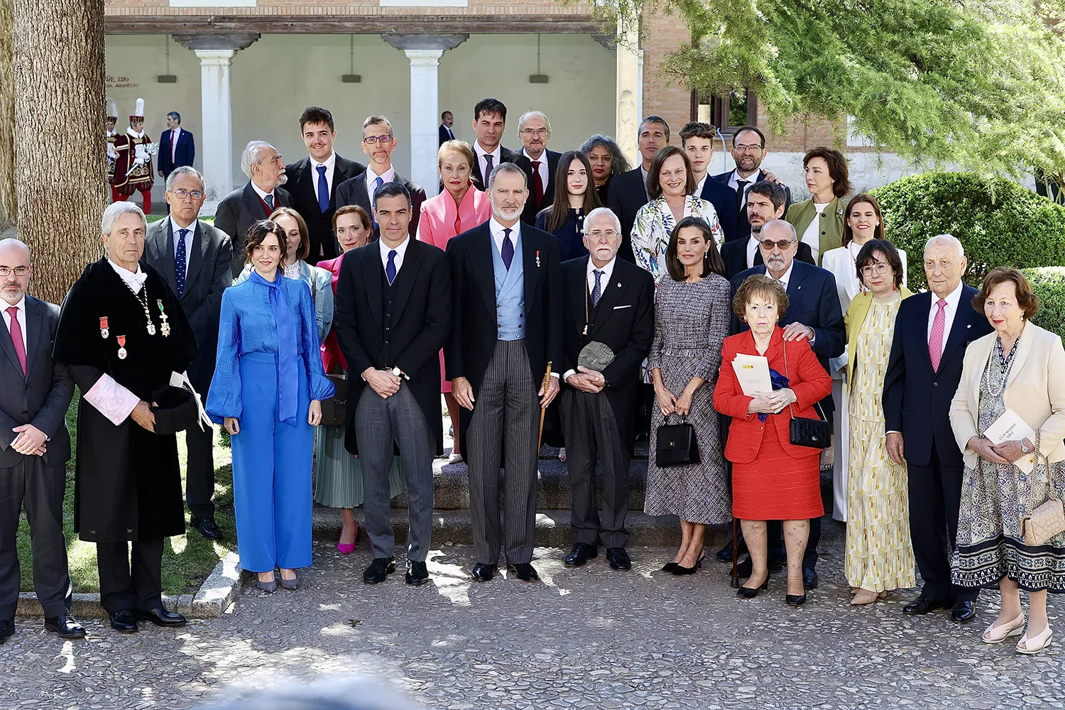 Los reyes entregan el Premio Cervantes 2023 a Luis Mateo Díez