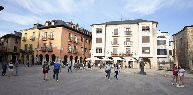 plaza encina ponferrada