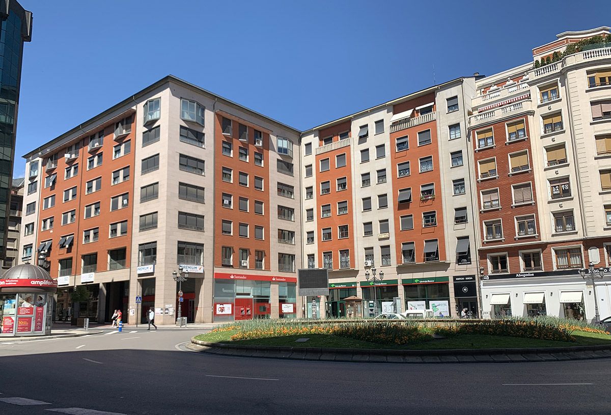 plaza julio lazurtegui ponferrada