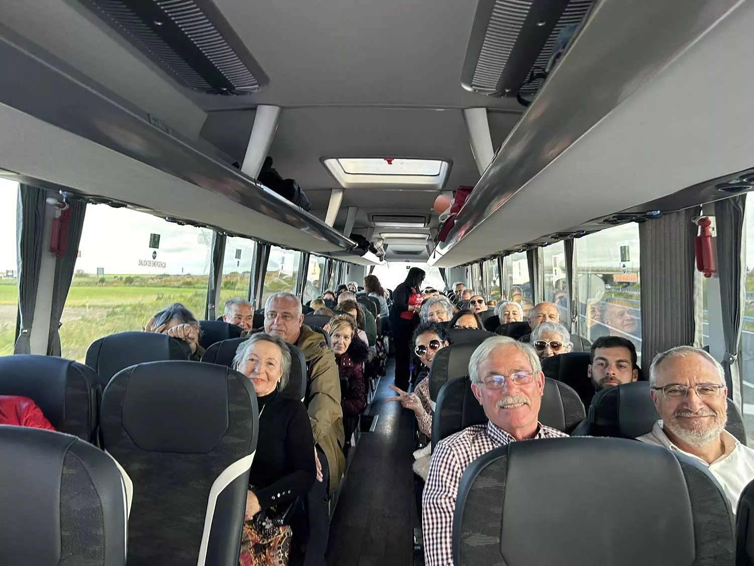 El PSOE del Bierzo viaja a Madrid para apoyar a Pedro Sánchez El PSOE del Bierzo viaja a Madrid para apoyar a Pedro Sánchez