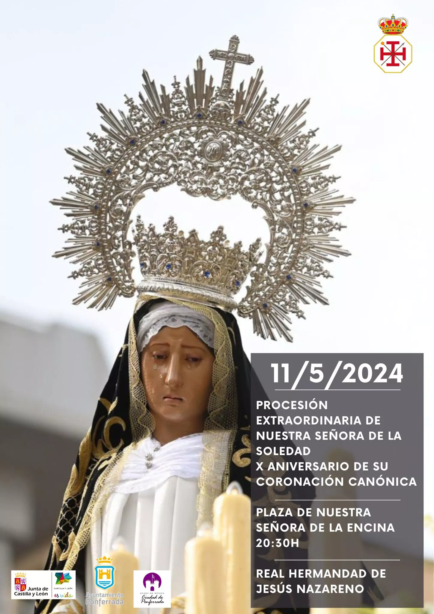 Procesión extraordinaria de La Soledad en Ponferrada en el décimo aniversario de su coronación canónica