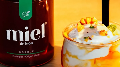 Miel de León, producida en El Bierzo, medalla de oro en los premios Dubai International Taste Awards 2024