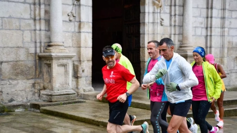 Carrera 'A Santiago contra el cáncer' en Ponferrada