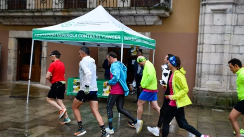 Carrera 'A Santiago contra el cáncer' en Ponferrada