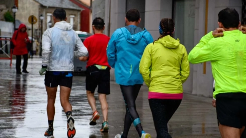Carrera 'A Santiago contra el cáncer' en Ponferrada