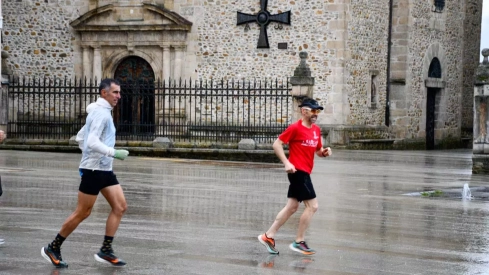 Carrera 'A Santiago contra el cáncer' en Ponferrada