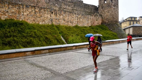  Carrera 'A Santiago contra el cáncer' en Ponferrada