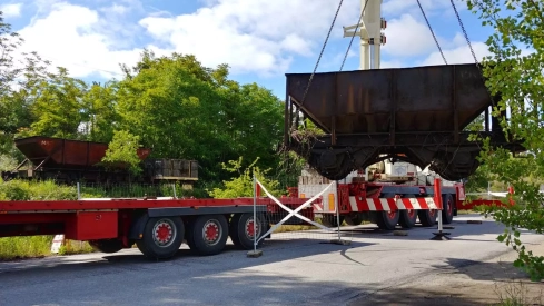 Dos vagones tolva originales del Ponfeblino 