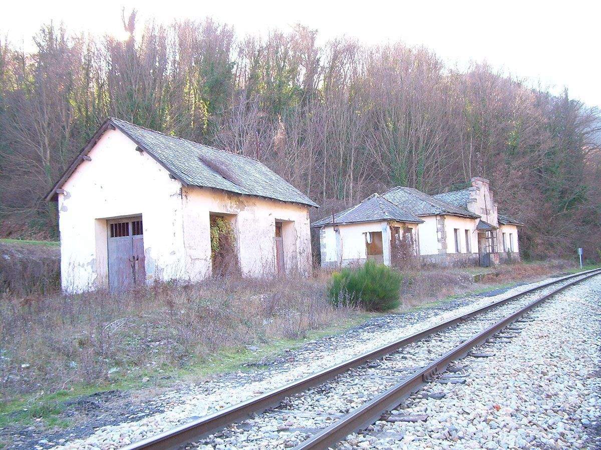 Estación ferrocarril de Cuevas del Sil