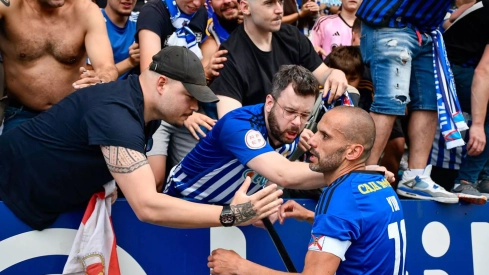 Así celebraron afición y jugadores de la Ponferradina la plaza en play off (22)