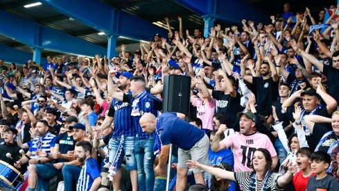 Así celebraron afición y jugadores de la Ponferradina la plaza en play off (18)
