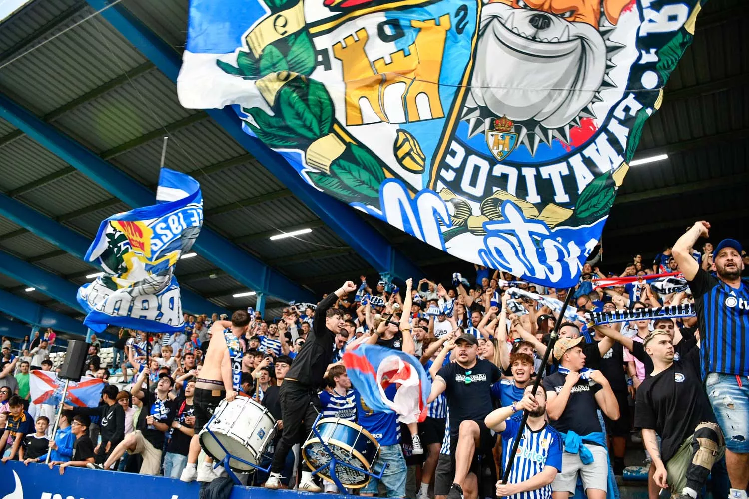 La Ponferradina, el equipo con el mayor porcentaje de abonados por habitante en Primera RFEF La Ponferradina, el equipo con el mayor porcentaje de abonados por habitante en Primera RFEF