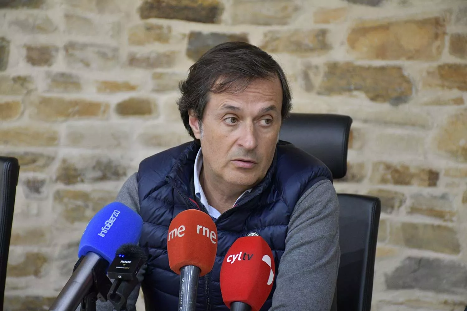 Presidente de la DO Bierzo, Adelino Pérez Presidente de la DO Bierzo, Adelino Pérez