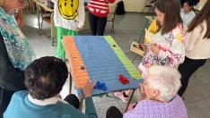 Votorantim Cimentos celebra los 'Juegos del ayer' con Alzheimer Bierzo