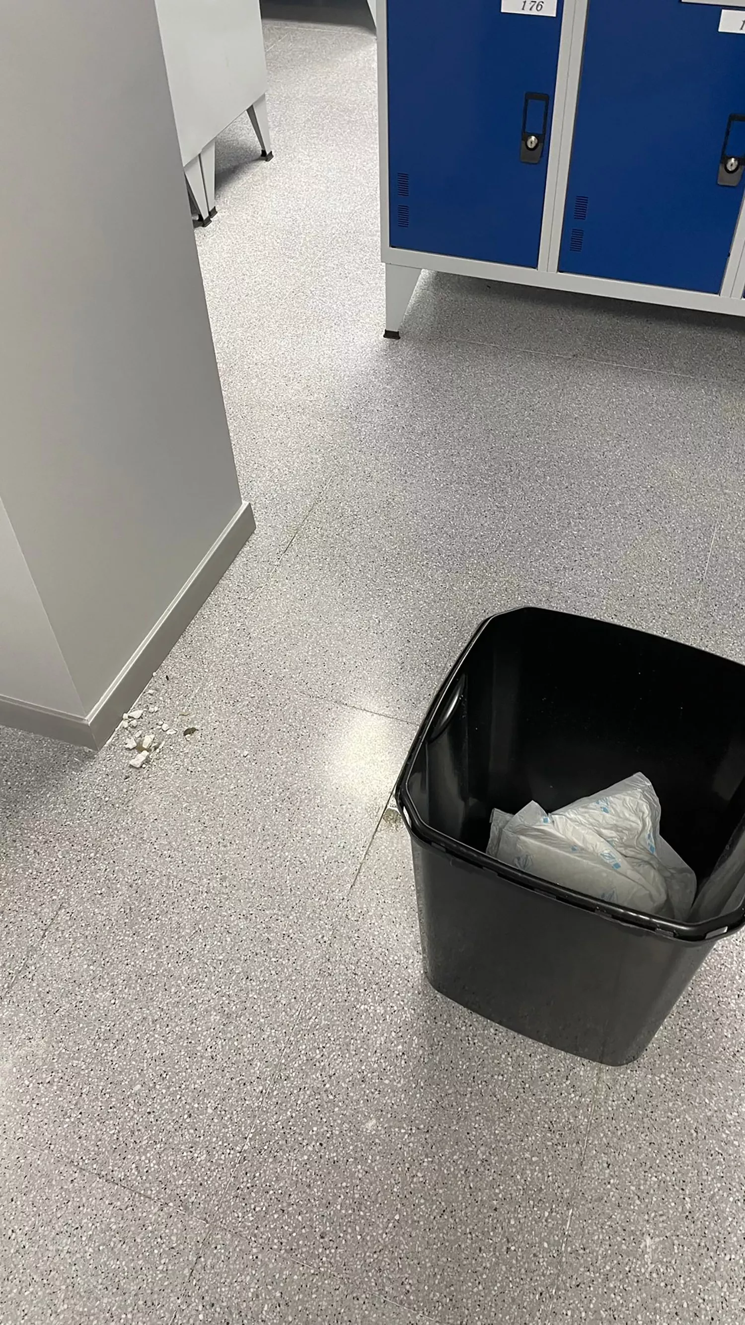 Imagen de los nuevos vestuarios femeninos del Hospital del Bierzo Imagen de los nuevos vestuarios femeninos del Hospital del Bierzo