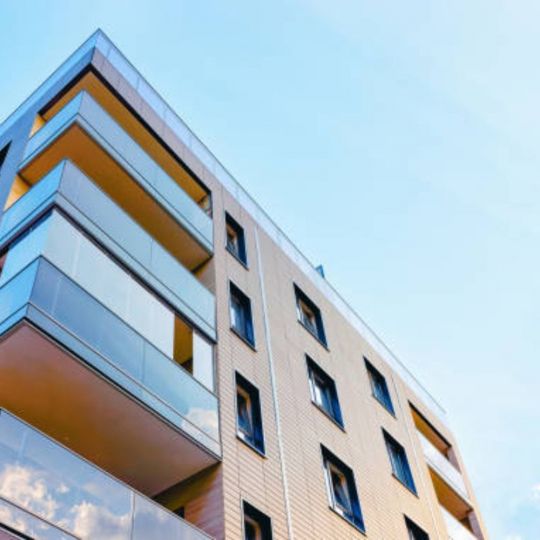 Bloque de Pisos - Foto de istock Bloque de Pisos - Foto de istock