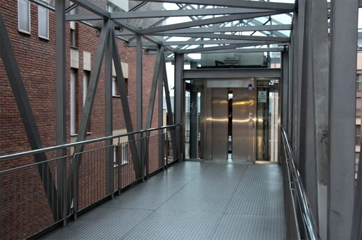 Ascensor de la calle General Vives Ascensor de la calle General Vives