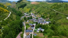 San Esteban de Valdueza a vista de dron San Esteban de Valdueza a vista de dron