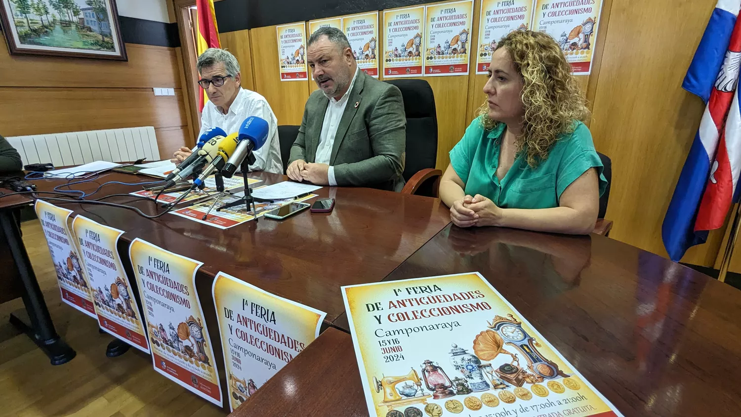 Feria de antigüedades y coleccionismo (1) Feria de antigüedades y coleccionismo (1)