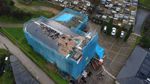 Obras de la iglesia de Santiago en Villafranca del Bierzo
