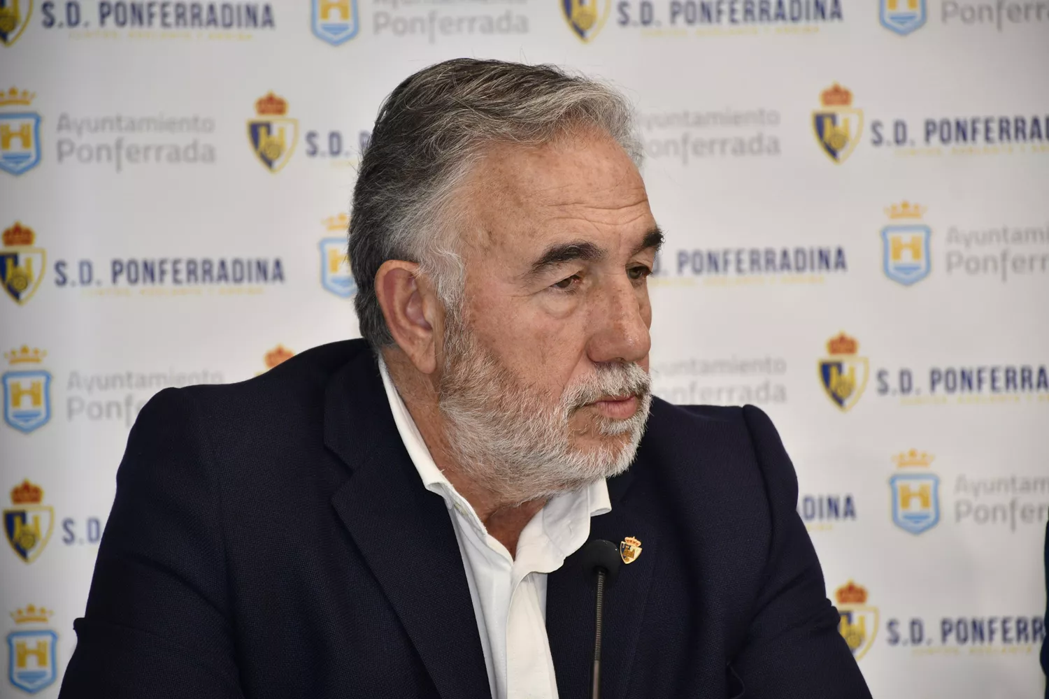 Firma Ponferradina Ayuntamiento (6) Firma Ponferradina Ayuntamiento (6)