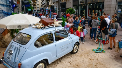 Fiesta 'Flower Power' (3) Fiesta 'Flower Power' (3)