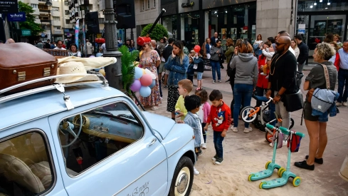 Fiesta 'Flower Power' (4) Fiesta 'Flower Power' (4)