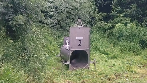 Instalan una nueva trampa en Villarino del Sil que tratará de atrapar a los dos osos que merodean | Foto: Alipio García, portavoz de la Junta Vecinal de Villarino del Sil