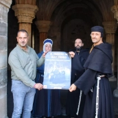 Monjes, reinas y abades regresan al monasterio de Carracedo gracias a las visitas teatralizadas