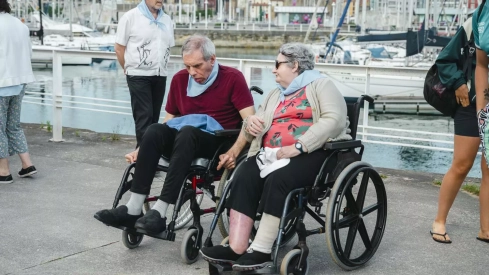 Residentes de Campolar de Bembibre van a la playa (2) Residentes de Campolar de Bembibre van a la playa (2)