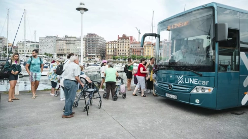Residentes de Campolar de Bembibre van a la playa (3) Residentes de Campolar de Bembibre van a la playa (3)
