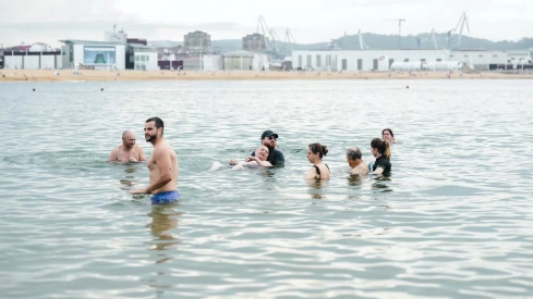 Residentes de Campolar de Bembibre van a la playa (22) Residentes de Campolar de Bembibre van a la playa (22)