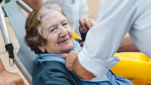 Residentes de Campolar de Bembibre van a la playa (26) Residentes de Campolar de Bembibre van a la playa (26)