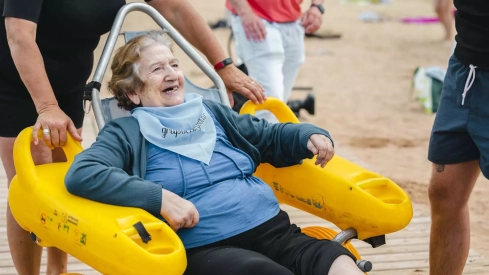 Residentes de Campolar de Bembibre van a la playa (27) Residentes de Campolar de Bembibre van a la playa (27)