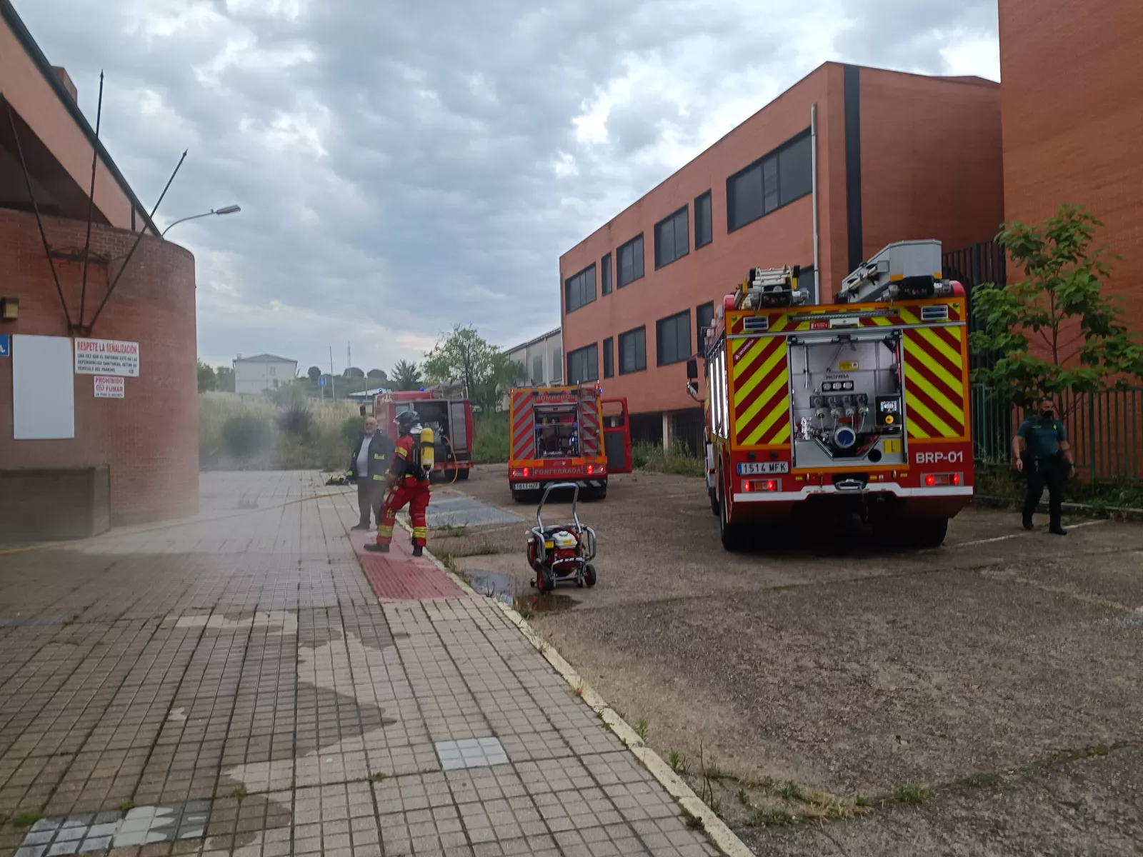 ANTIGUO CENTRO SALUD INCENDIO ANTIGUO CENTRO SALUD INCENDIO