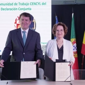 El presidente de la Junta de Castilla y León, Alfonso Fernández Mañueco y la presidenta de la región centro de Portugal, Isabel Damasceno | Rubén Cacho - ICAL