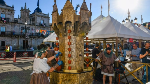 Inauguración de la Fuente Templaria (5) Inauguración de la Fuente Templaria (5)