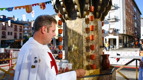 Inauguración de la Fuente Templaria (14) Inauguración de la Fuente Templaria (14)