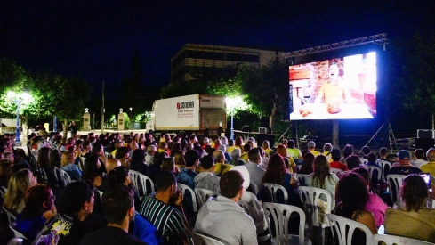 Bembibre disfruta del estreno del Gran Prix viendo el programa en pantalla gigante  (10)